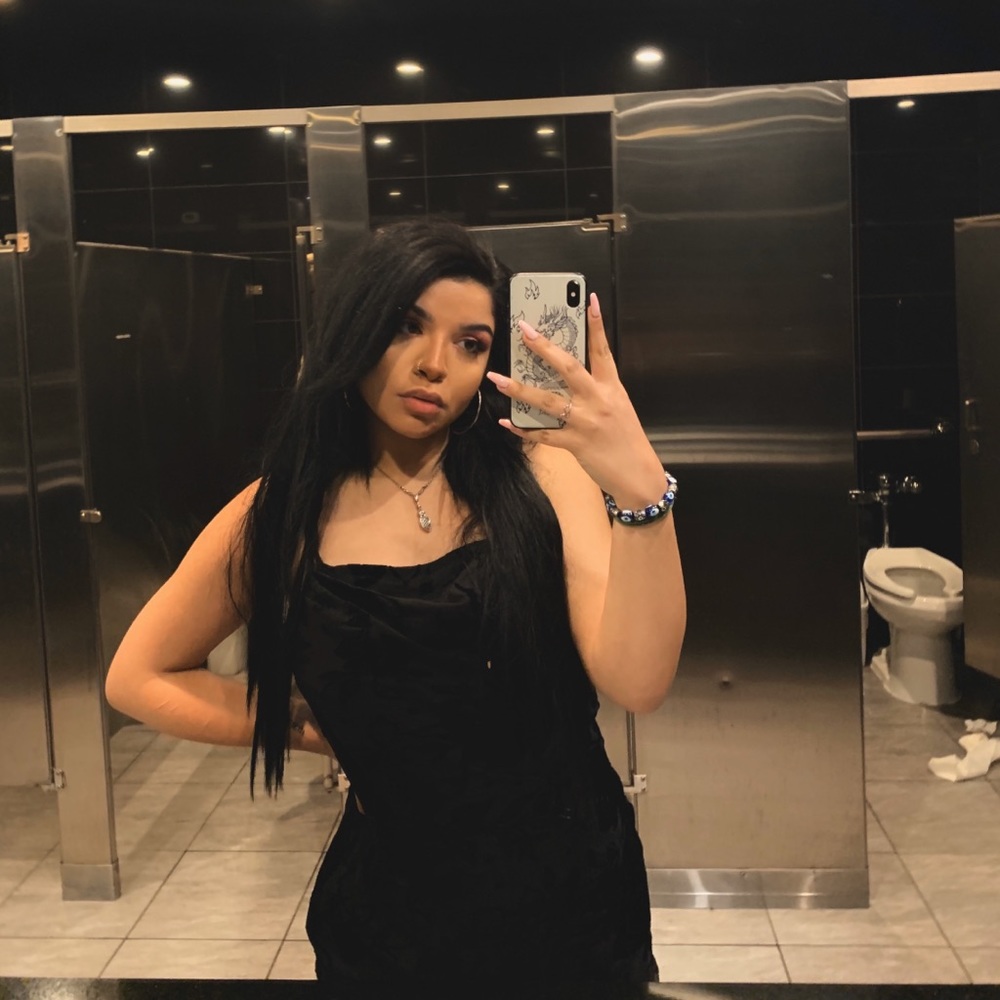 Meet your Posher, Yasmeen